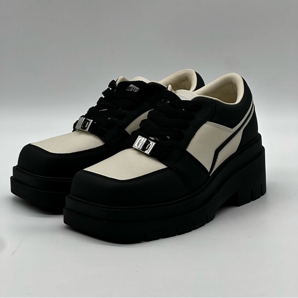 Calvin Duo Platform Shoes. Size 6 - Picture 3 of 10